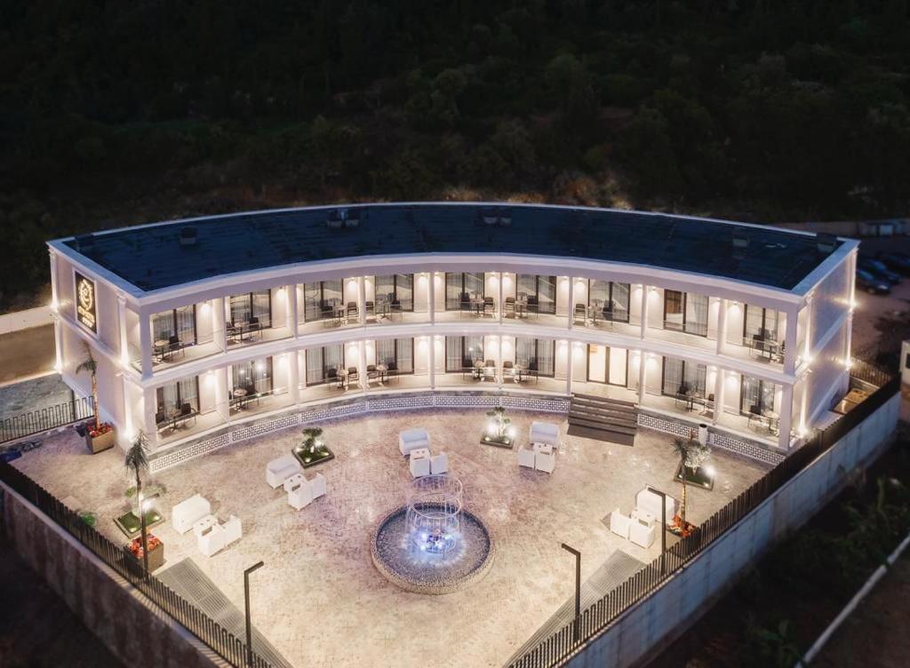 Ebbi Hotel Dhermi Exterior photo